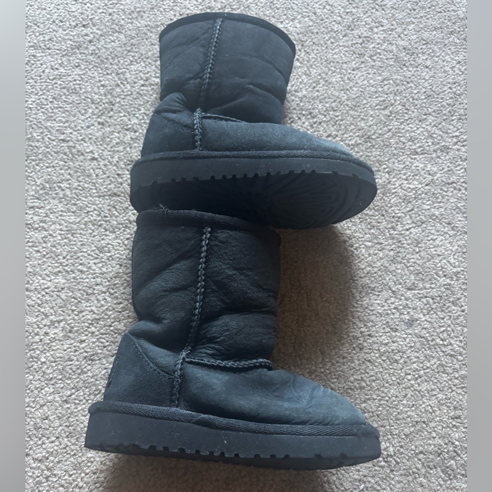 UGG Australia Cozy Black Toddler Boots